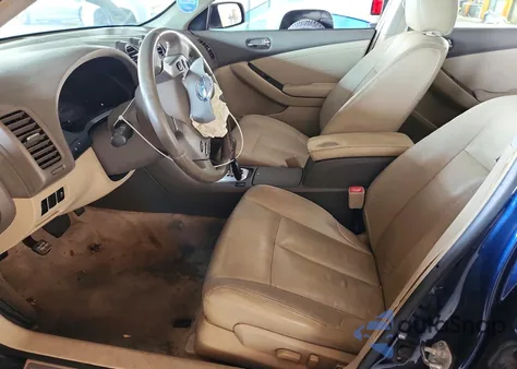 2011 Nissan Altima Base z USA, uszkodzony, nr VIN 1N4AL2AP1BN424382